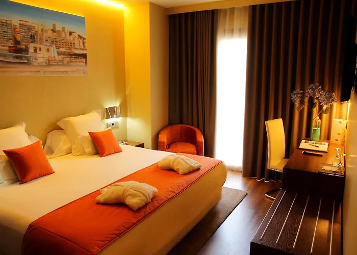 Отель Agua De Mar Boutique 4*